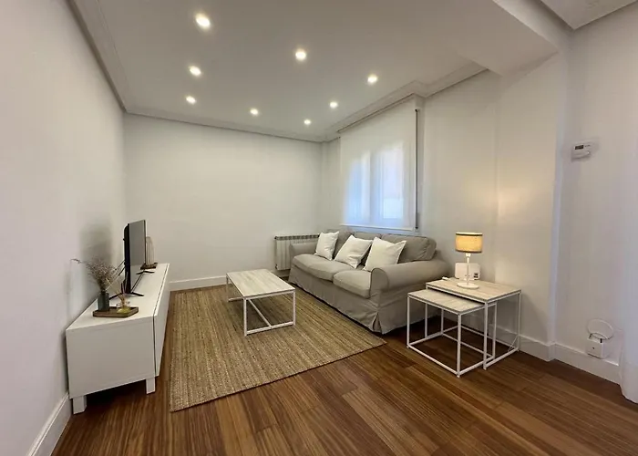 Apto Reformado A 20 Mins De La Playa * Pasajes Ancho