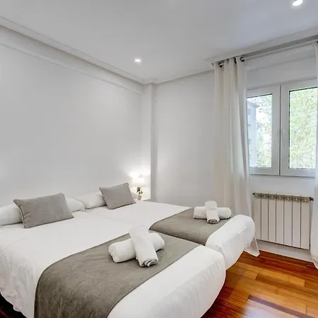 Zubi By Sanse Holidays Appartement *